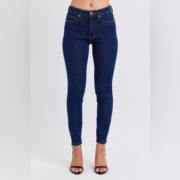 Judy Blue Full Size Mid Rise Tummy Control Classic Skinny Jeans Plus Size